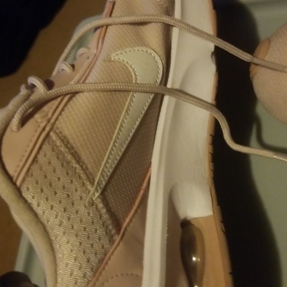 Nike Air Max - Picture 6 of 8